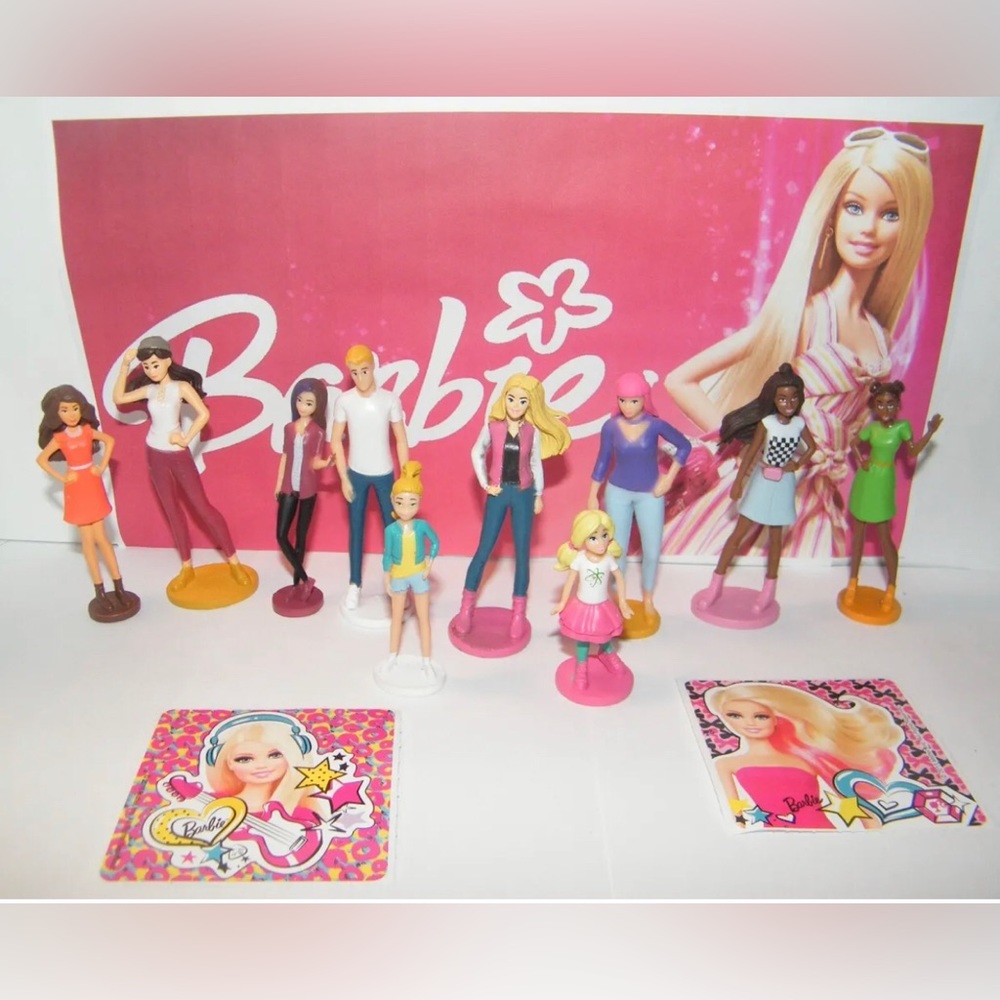 Barbie and Friends Deluxe Party Favors Goody Bag Fillers Set of 12!